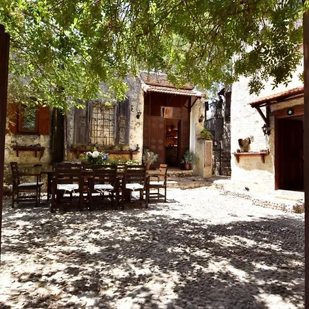 Fuemehan Tarihi Tas Ev Since 1820 Villa