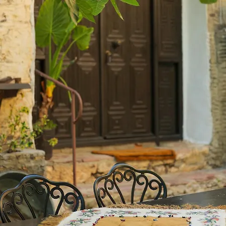 Villa Fuemehan Tarihi Tas Ev Since 1820 Kayakoy